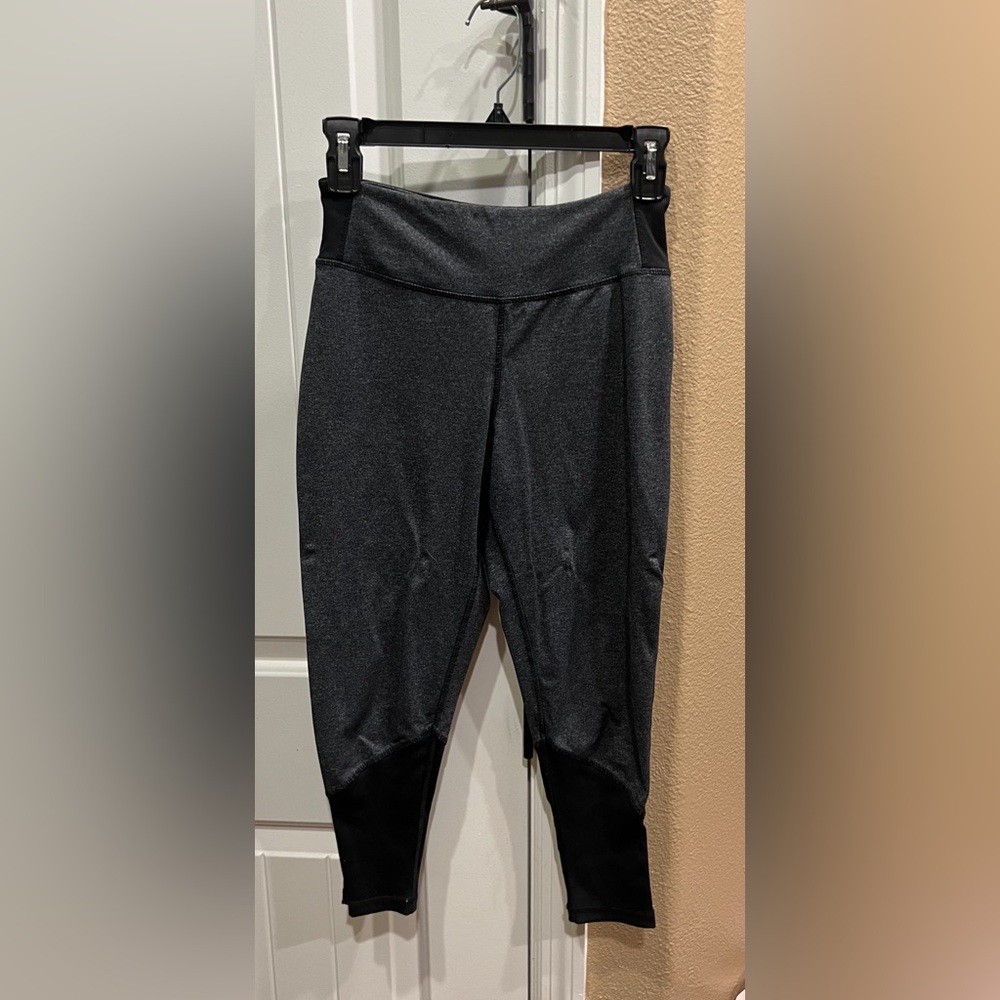 Kyodan black crop tights used like new